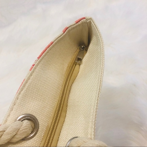 Large Coral Tote - Picture 5 of 6